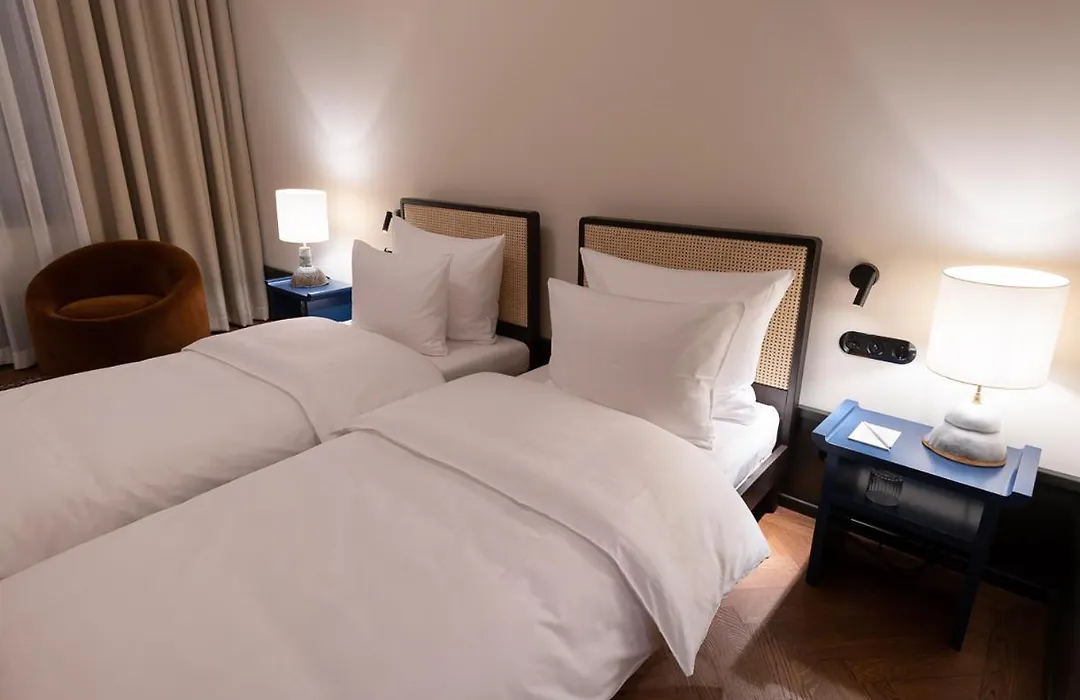 Boutique Hotel Château Royal-1